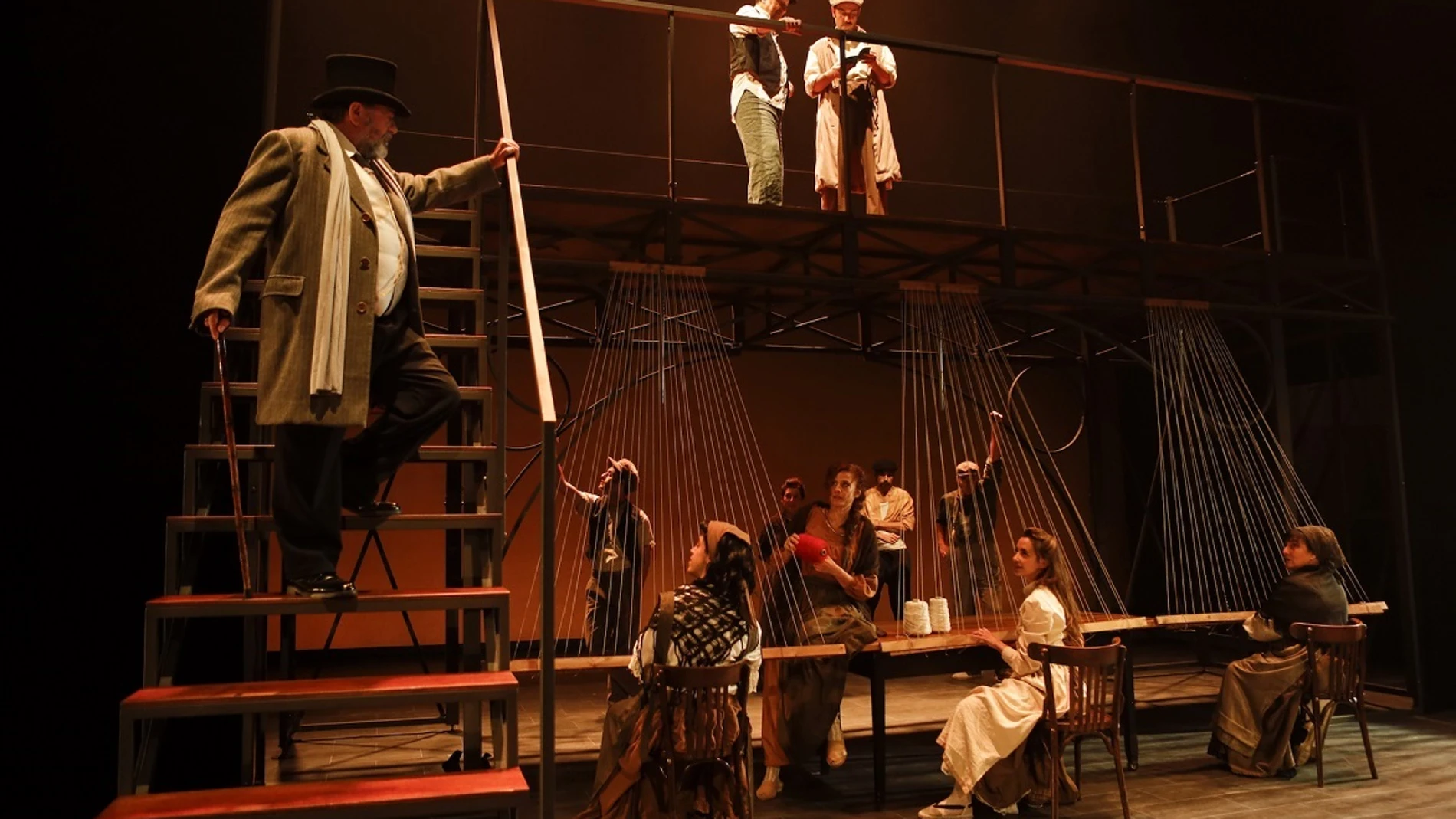 La Dependenten teatre. Equipo de trabajo en la obra Júlia