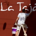 Preparativos en el Cortijo de Torres para la Feria de Málaga, que no se celebra desde 2019