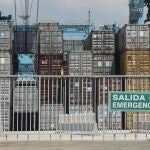 Contenedores apilados en el Puerto de Algeciras