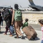 Afganos evacuados en Kabul el 24 de agosto de 2021
