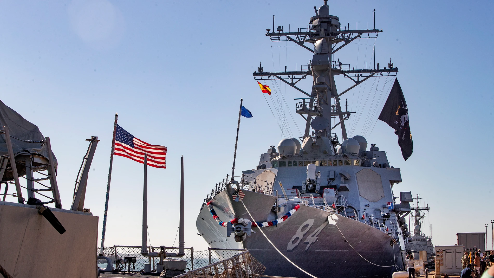 El destructor estadounidense "USS Bulkeley" es uno de los cuatro actualmente desplegados en la Base Naval de Rota (Cádiz)