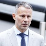 Ryan Giggs, antes de entrar al juicio contra Kate Greville