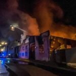 Imagen del incendio en una nave de palets de Fuenlabrada.