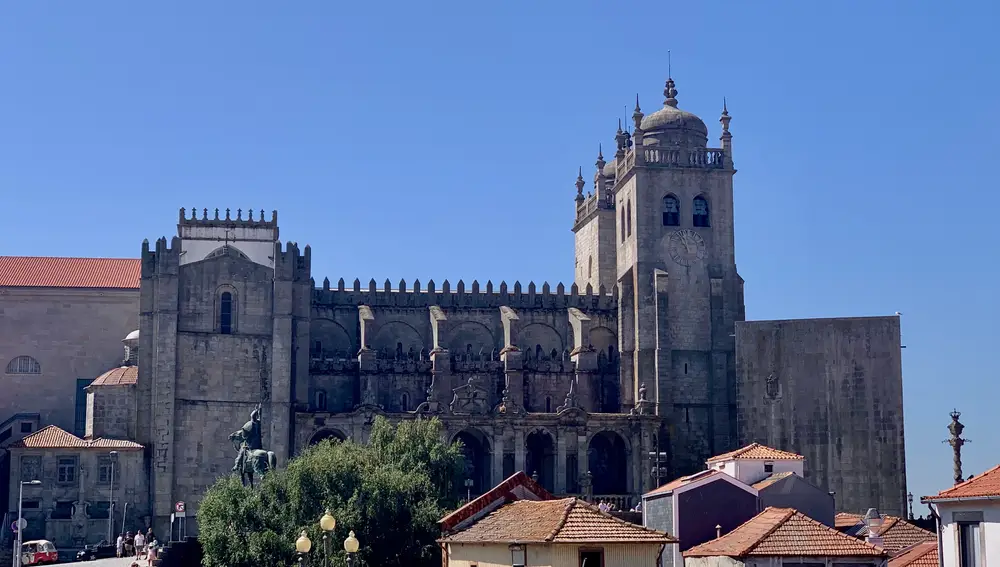 La catedral es uno de los monumentos más antiguos de la ciudad