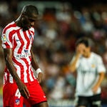 Geoffrey Kondogbia con el Atlético de Madrid.