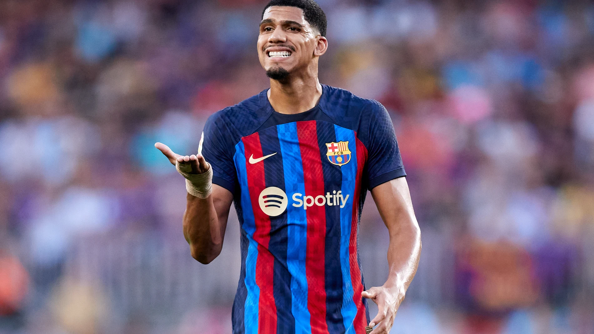 Ronald Araujo, durante el partido que el Barcelona jugó contra el Valladolid