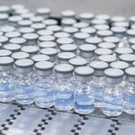 Viales de las nuevas vacunas de Pfizer