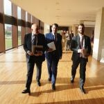 Fernández Mañueco, en las Cortes junto a Carnero y García-Gallardo