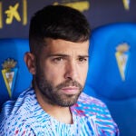 Jordi Alba en el banquillo.