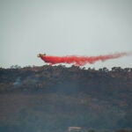 La Junta de Andalucía ha rebajado a las 14.00 horas de este martes de 1 a 0 el nivel de alerta por el incendio forestal
