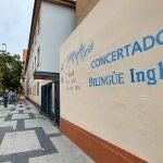 Fachada del colegio en el que estudiaba la pequeña