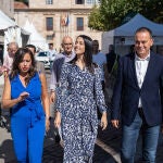 (I-D) La coordinadora de Ciudadanos en Castilla y León, Gemma Villarroel; la presidenta de Ciudadanos, Inés Arrimadas y el presidente de la Diputación de Zamora, Francisco José Requejo, visitan la Feria Internacional de Queso Fromago