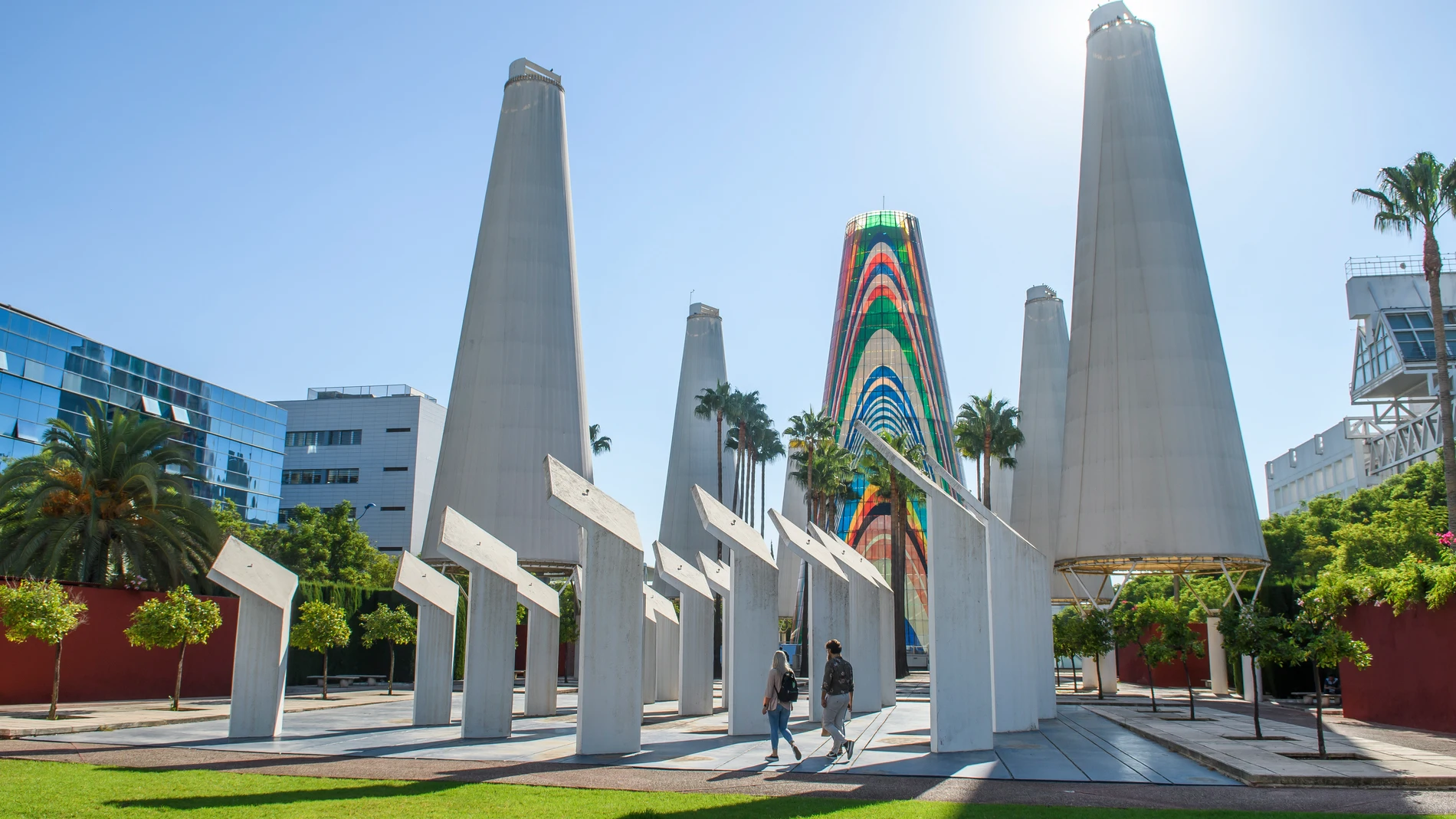 El consejero de Universidad, Investigación e Innovación, José Carlos Gómez Villamandos, ha presentado a los medios de comunicación el informe anual de resultados del Parque Científico y Tecnológico Cartuja (PCT Cartuja)