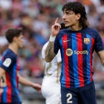 Héctor Bellerín con el Barcelona.