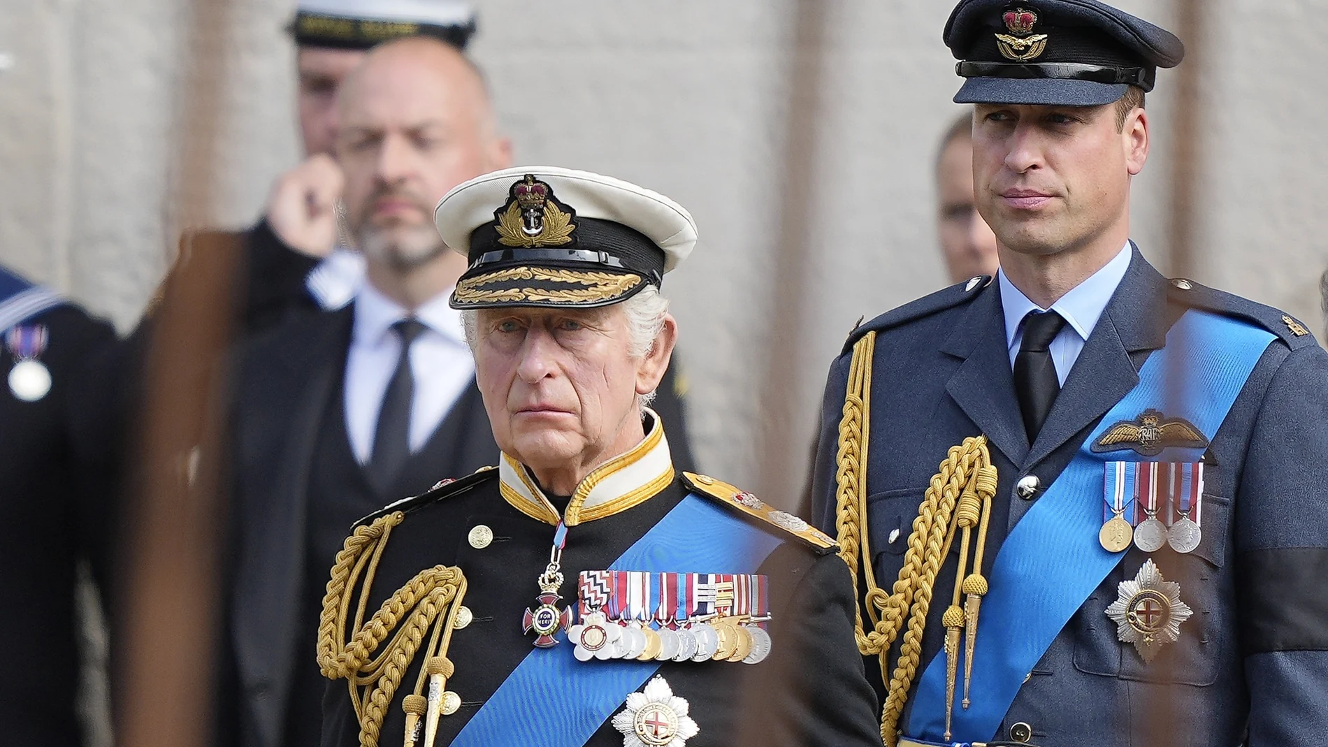 El rey Carlos III y el príncipe Guillermo