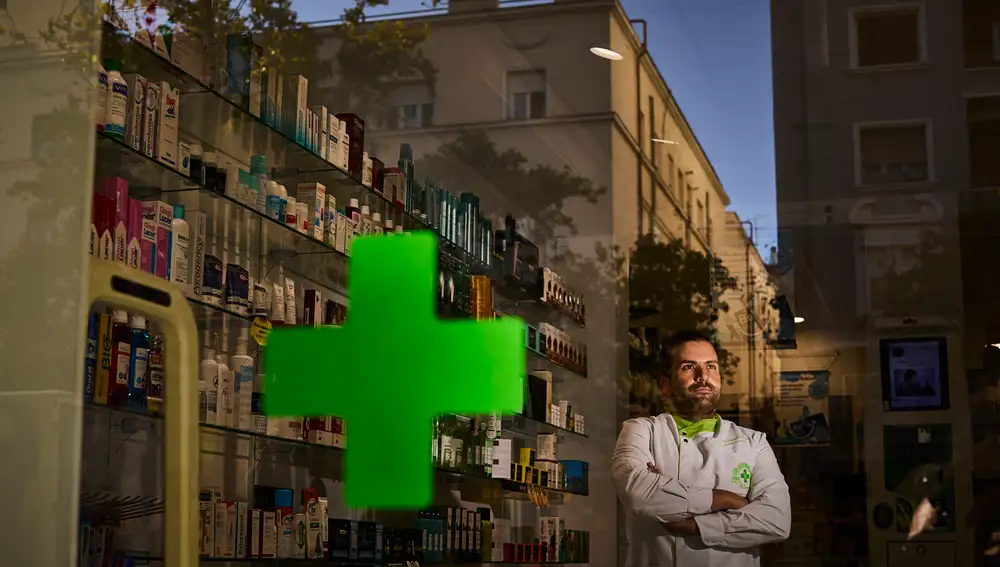 Guillermo Llamazares de la Farmacia Dulcinea de Madrid