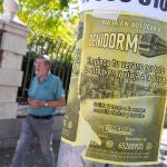 Cartel de anuncio de viaje a Benidorm en autobús