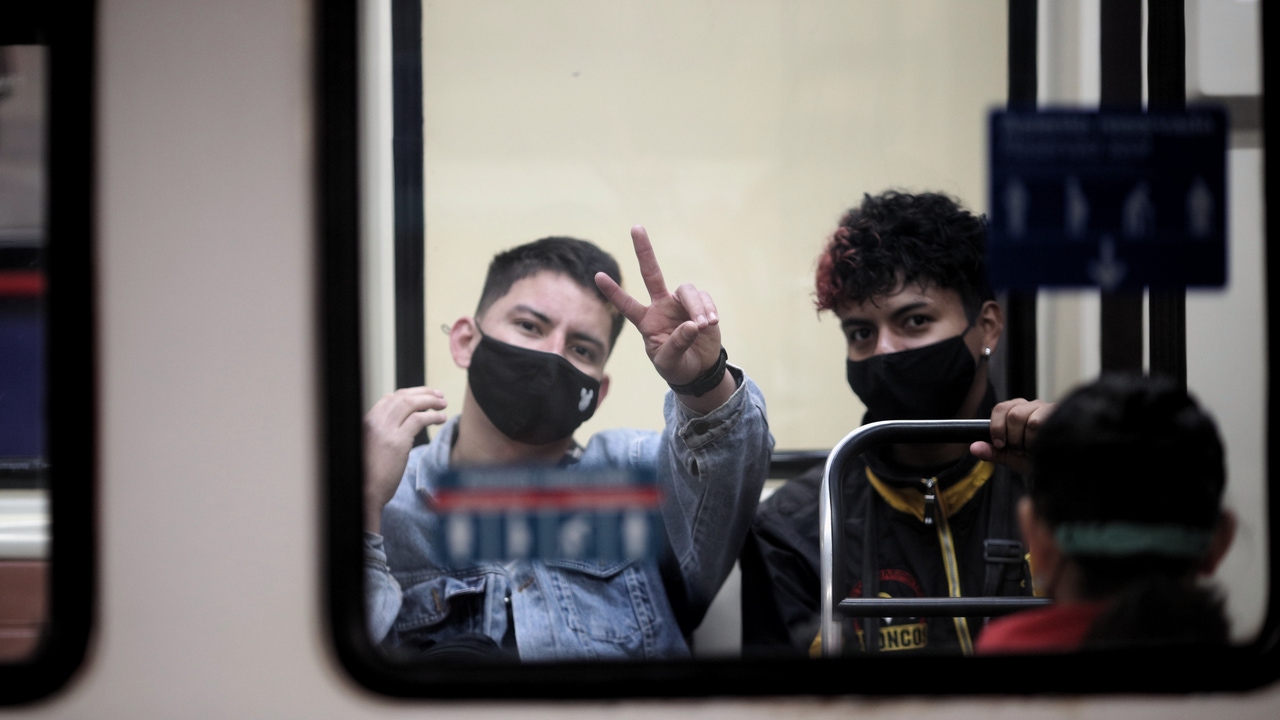 Más golpes, pellizcos y mordiscos: la pandemia del covid agravó las autolesiones en adolescentes