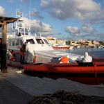 Dos terraplanistas en busca del fin del mundo