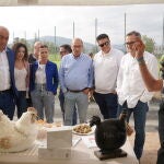 El presidente de la Diputación de Segovia, Miguel Ángel de Vicente, visita, acompañado de parte de su equipo de gobierno, la Feria de Alimentos de Segovia