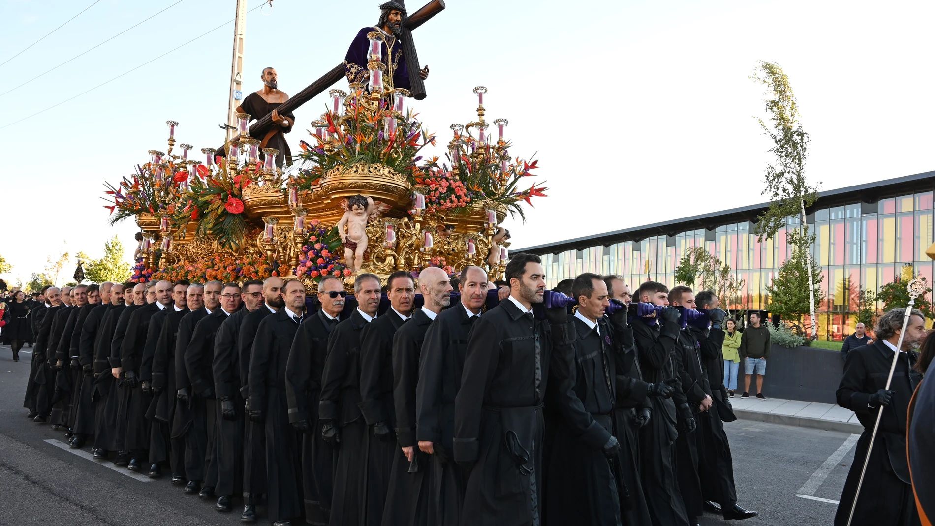 Procesión de los pasos de Semana Santa de León