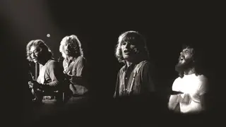 Empezando desde la izquierda, los miembros de la Creedence Clearwater Revival: Stu Cook, Tom Fogerty, John Fogerty y Doug Clifford Empezando desde la izquierda, los miembros de la Creedence Clearwater Revival: Stu Cook, Tom Fogerty, John Fogerty y Doug Clifford