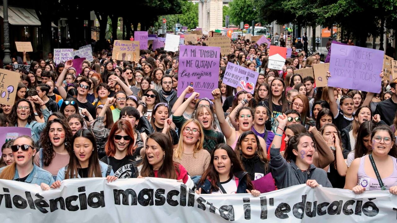 Los estudiantes se quedan solos en la huelga por el 8M