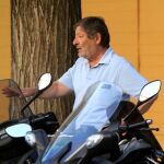 El ex director general de Trabajo de la Junta Francisco Javier Guerrero, en las inmediaciones de los juzgados sevillanos