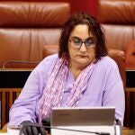 Ángela Aguilera, portavoz adjunta de Adelante Andalucía, en su escaño en el Parlamento autonómico, en una imagen de archivo