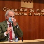 El consejero de Sanidad en funciones de la Comunidad de Madrid, Enrique Ruiz Escudero