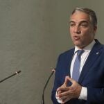 El consejero de la Presidencia y portavoz del Gobierno andaluz, Elías Bendodo, durante la rueda de prensa posterior a la reunión de Consejo de Gobierno de hoy