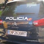 Un coche de Policía Nacional