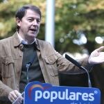El presidente del Partido Popular de Castilla y León, Alfonso Fernández Mañueco, interviene en La Bañeza
