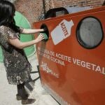 Contenedor de aceite vegetal usado