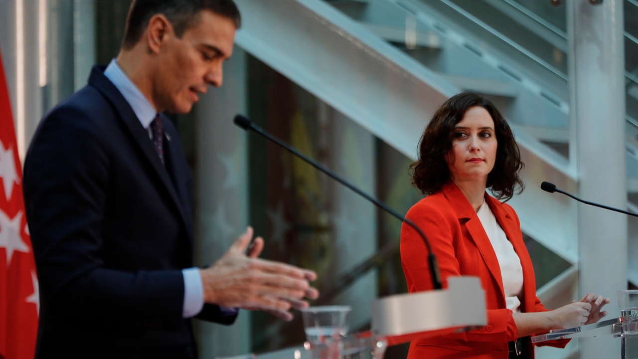 Ayuso contra el machito Sánchez