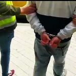 Detenido el joven que embistió con una moto varias bicis de BiciMad y lo subió a redes sociales