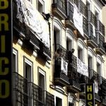 Vista del antiguo hostal Cantábrico "okupado" por el colectivo "La Ingobernable