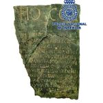 La Policía recupera una valiosa placa romana de la época de Tiberio