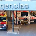 Urgencias y fachada principal del Hospital La Paz de Madrid