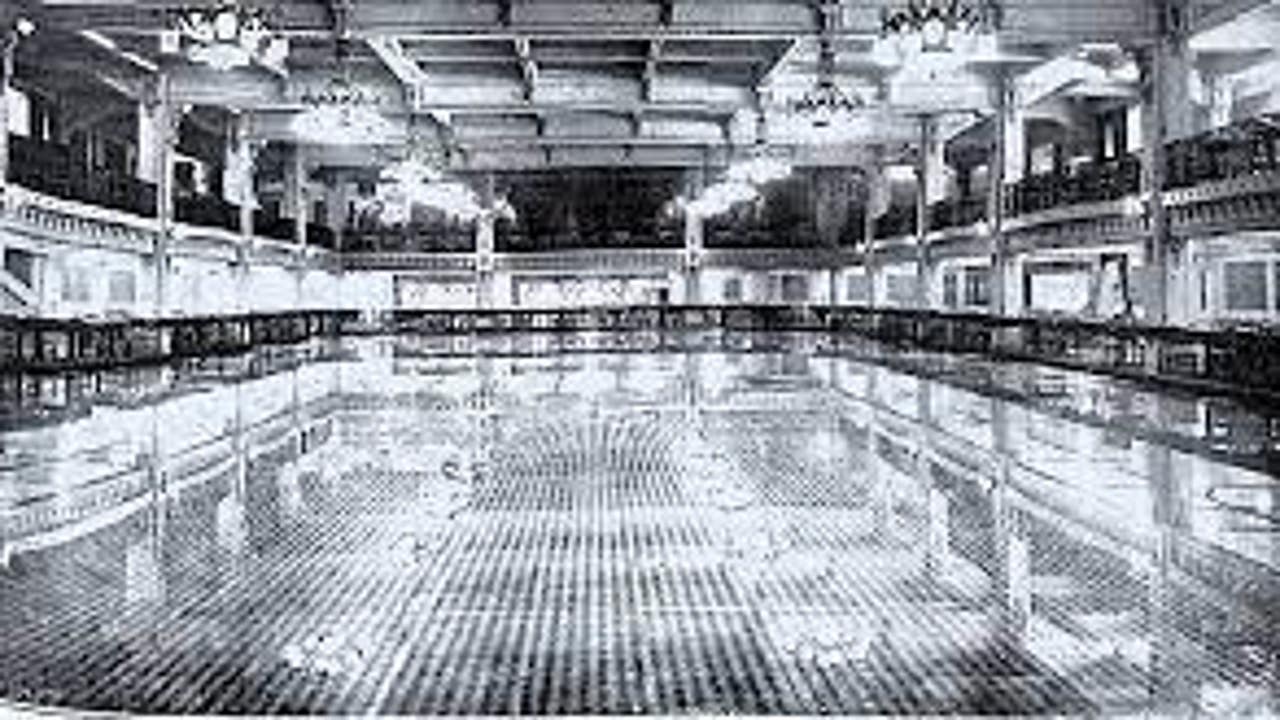 El Palacio del Hielo y del Automóvil, lujo en el Madrid de los años veinte