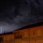 Tormentas secas, con gran aparato eléctrico