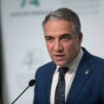 El consejero de la Presidencia, Administración Pública e Interior y portavoz del Gobierno andaluz, Elías Bendodo, hoy en el palacio de San Telmo