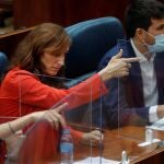 Lasquetty afea a la diputada de Más Madrid su gesto de “desearía veros muertos”