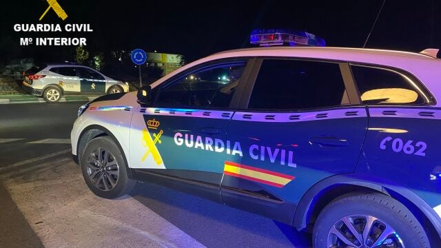 Dispositivo de coches de la Guardia Civil