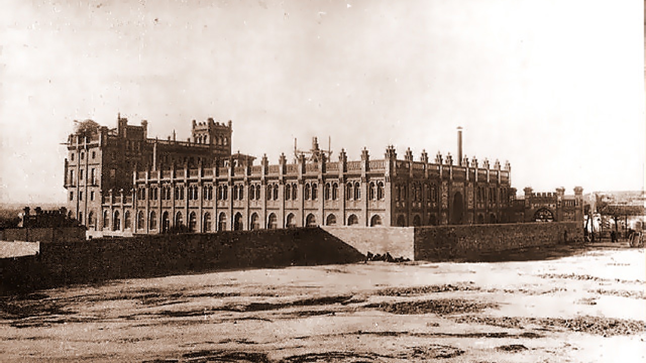 Un “castillo” medieval en Moncloa que elaboraba jabones y colonias