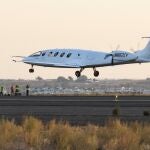 El "Alice" en el momento del despegue de su primer vuelo