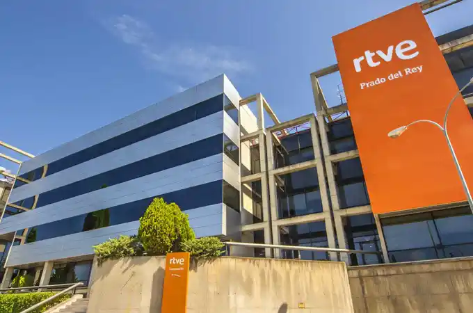 RTVE condena los ataques a sus colaboradoras y anuncia medidas para proteger a sus profesionales RTVE condena los ataques a sus colaboradoras y anuncia medidas para proteger a sus profesionales