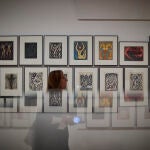 Vista de la exposición dedicada a Tosquelles, el psiquiatra que se valió del arte, el cine, el teatro y la escritura como herramientas fundamentales para humanizar la vida de los pacientes