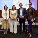 Beatriz Herranz, directora general de Territorio Centro de Telefónica España; María González Corral, consejera de Movilidad y Transformación Digital; Conrado lscar presidente de la Diputación Provincial de Valladolid; y Ángela de Miguel, presidenta de la CEOE, tras presentar el informe
