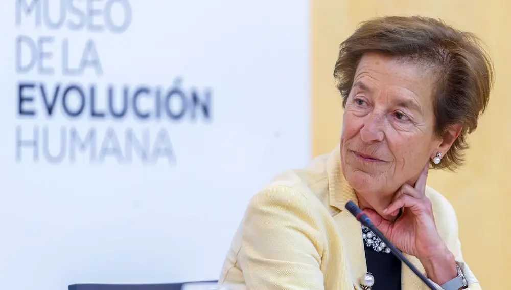 La primera mujer que trabajó en las excavaciones de Atapuerca, Aurora Martín, pasará de ser la coordinadora general del Museo de la Evolución Humana (MEH) a directora gerente del centro y del Sistema Atapuerca